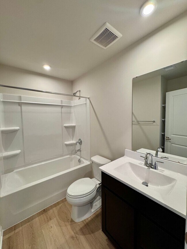 Building Photo - 2905 Orchard Ridge Lane