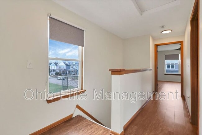 Building Photo - 826 S 18th St