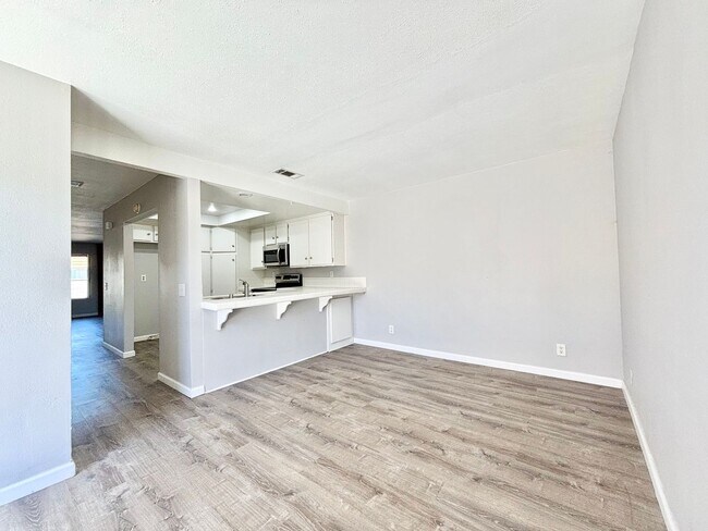 Building Photo - 3604 Ketch Ave