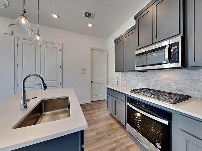 Building Photo - 4500 Ward St