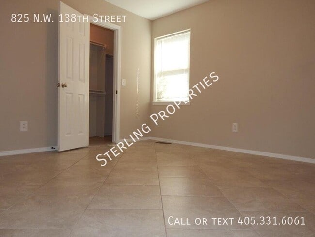 Building Photo - 825 NW 138th St