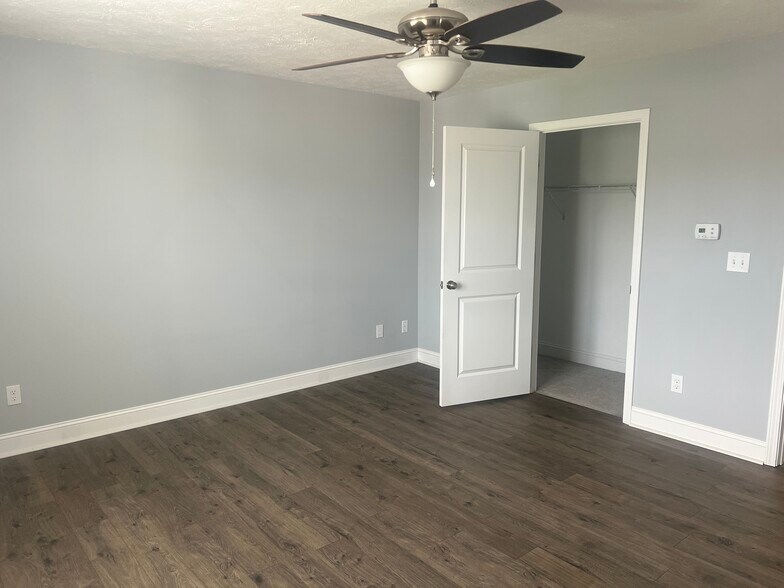 Building Photo - 2028 Mountain Ash Ln