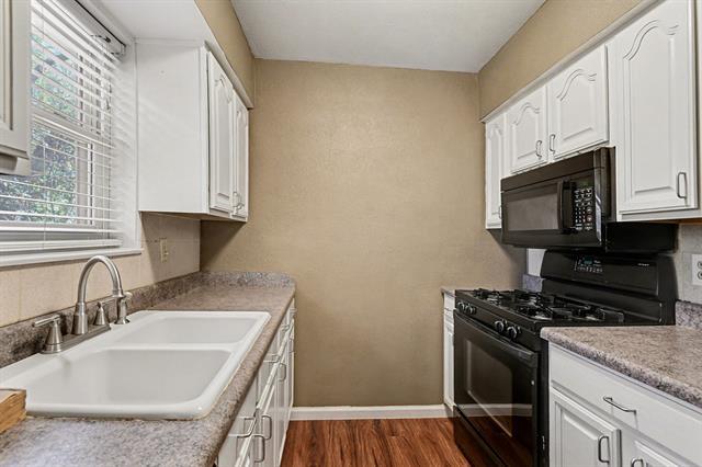 Building Photo - 1202 Crane Dr