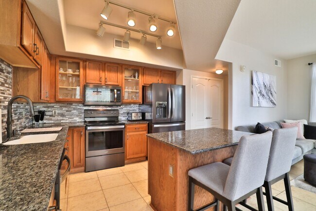 Building Photo - Furnished 2 bed / 2.5 bath Gilbert Condo i...