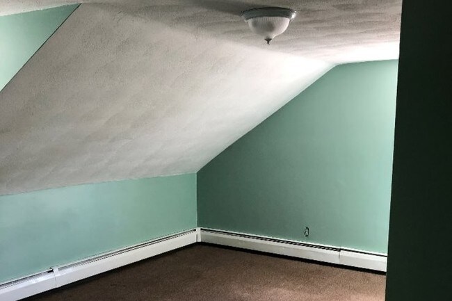 Bedroom - 21 Miner St