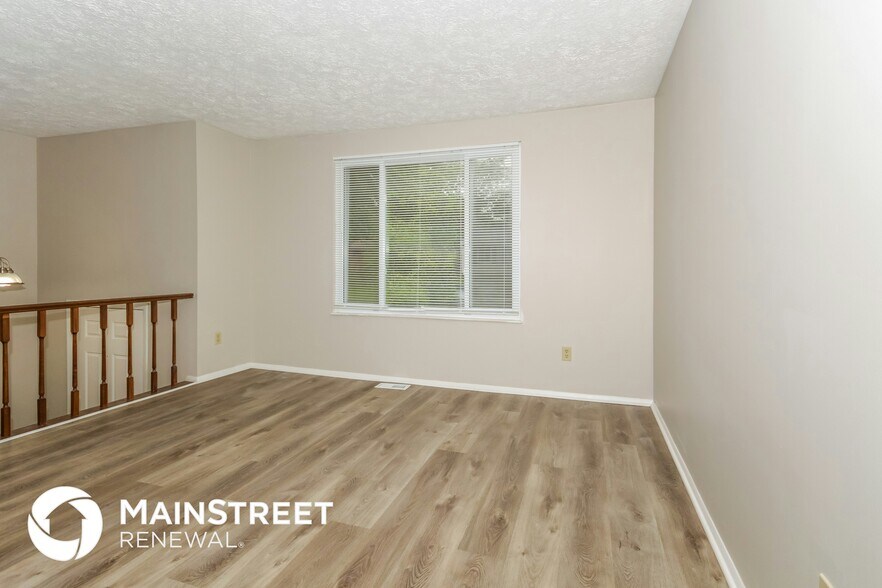 Building Photo - 6839 S Lawndale Ave