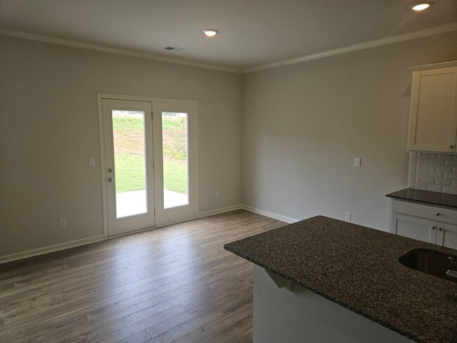 Building Photo - New 5 Bedroom 3 Bath House For Lease Dallas GA