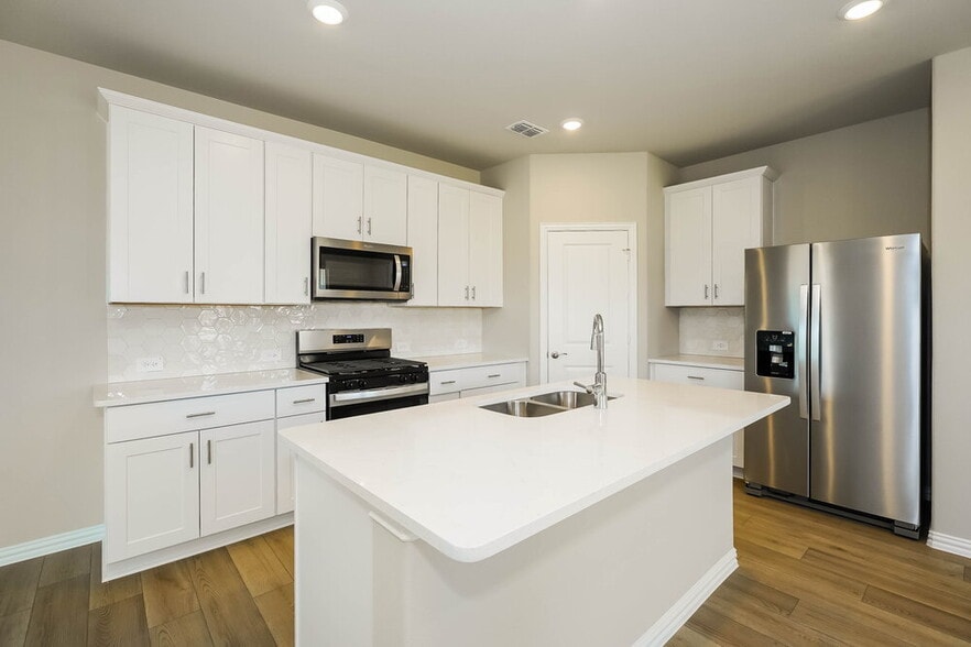 Building Photo - 1223 Paintbrush Dr