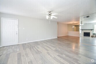 Building Photo - 9700 Leawood Blvd