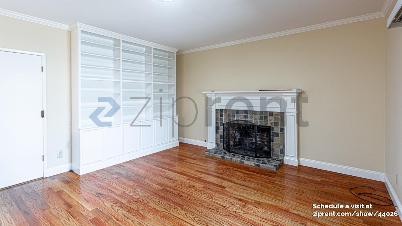 Building Photo - 5535 El Encanto Cir