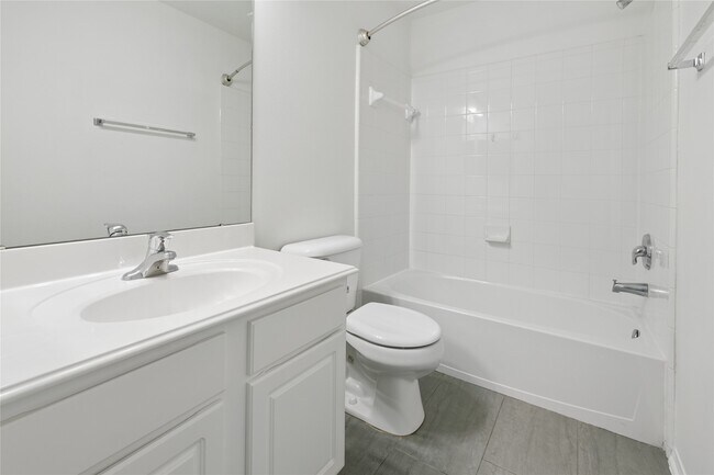 Building Photo - 82 W Twinvale Loop