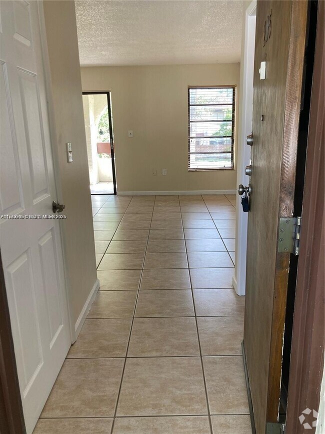 Building Photo - 9080 SW 125th Ave