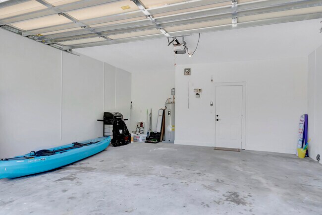 Building Photo - 6173 Lottie Ln