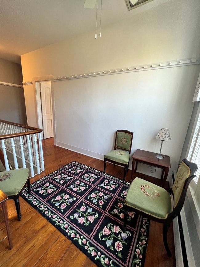 Building Photo - 4 Lee St