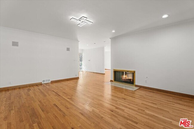 Building Photo - 13521 Bayliss Rd