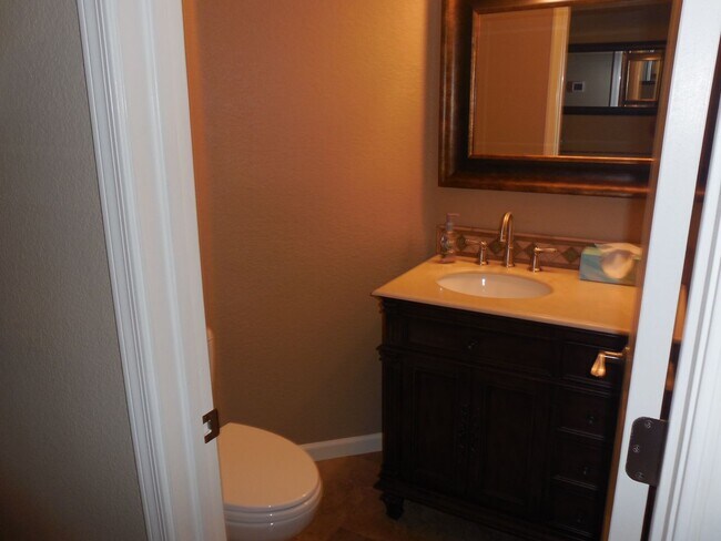 Building Photo - Beautifully Updated 3-Bedroom Home in Sun Lakes - Long-Term Rental