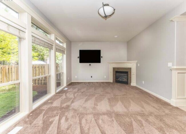 Building Photo - 3081 SE Riesling Rd