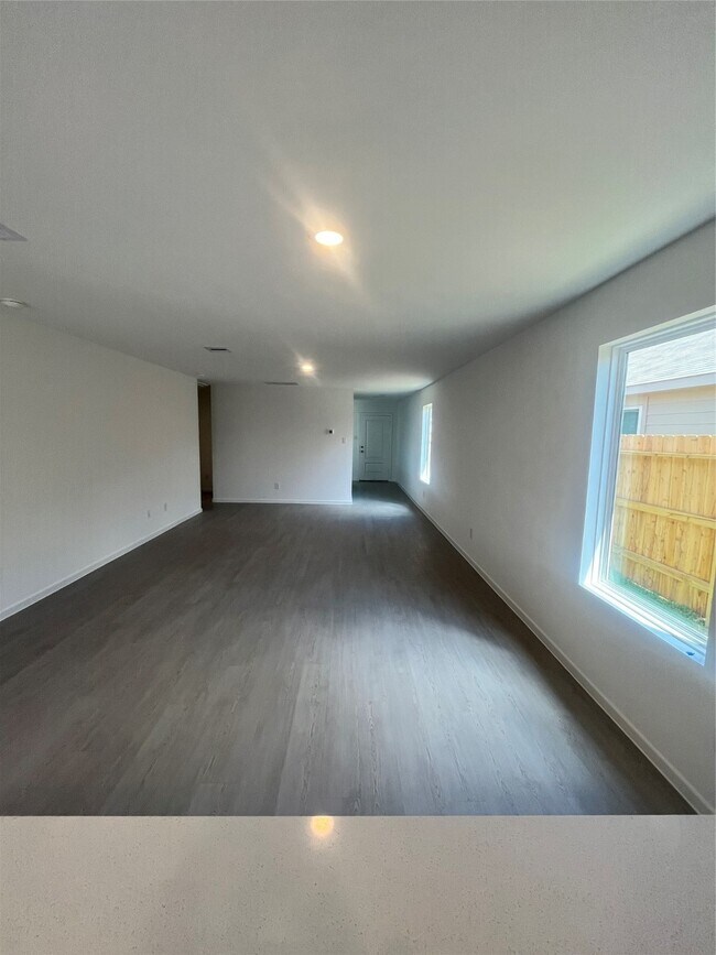 Building Photo - 1727 W Stroker Rd