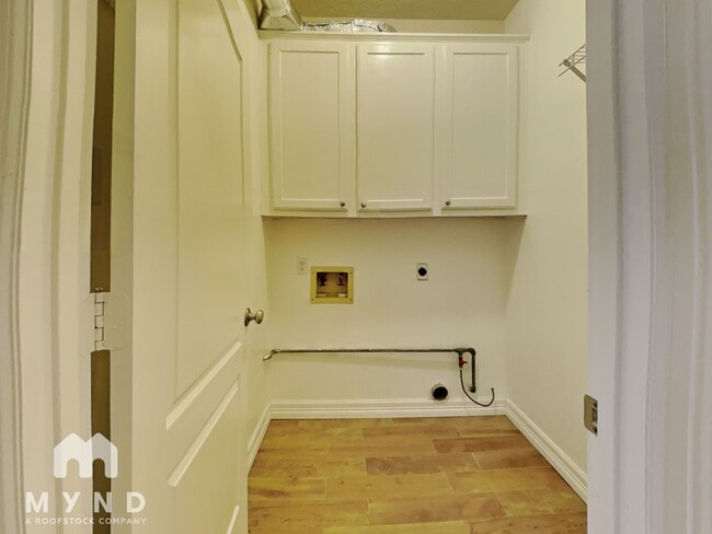 Building Photo - 1306 Silverleaf Dr