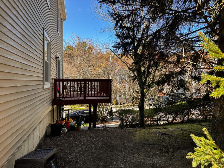 Building Photo - 29 Stone Creek Ln