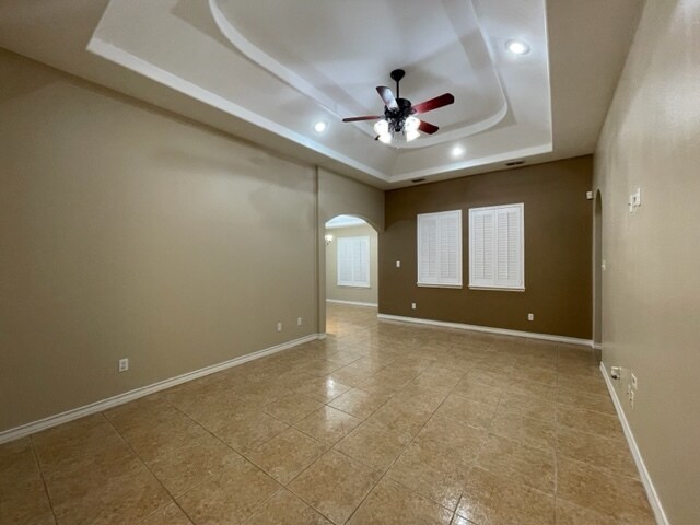 Building Photo - 3303 W Solera Rd