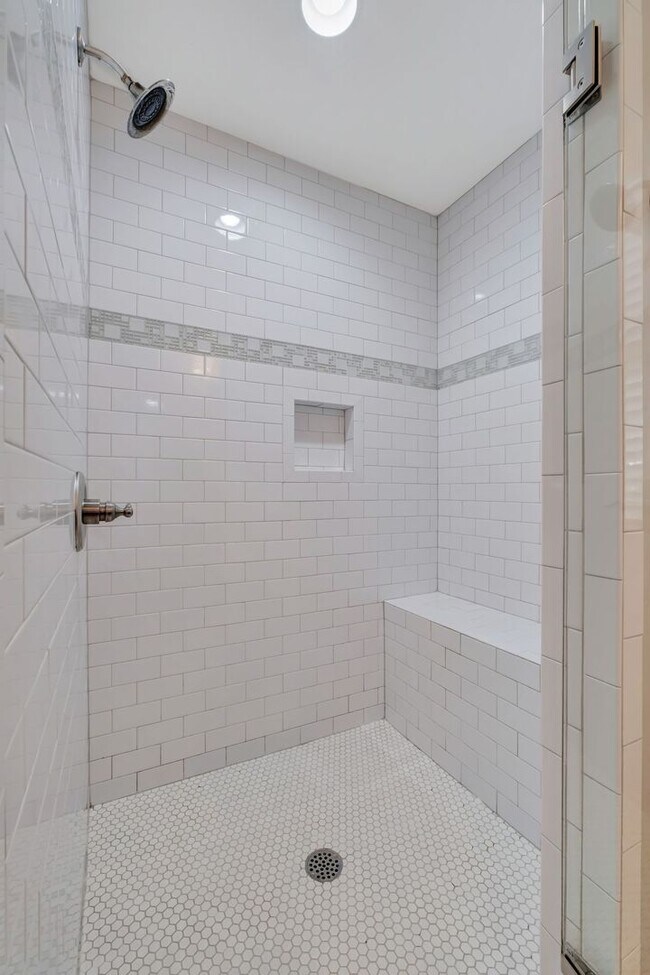 Building Photo - Charming 3-Bedroom Home in the Heart of The Nations