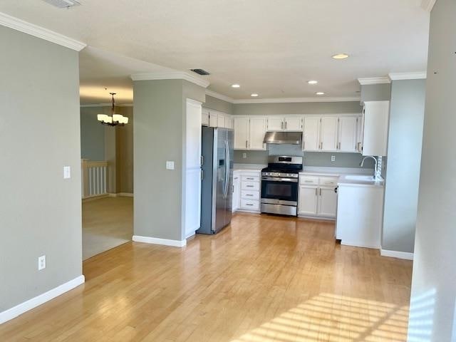 Building Photo - 211 Swan Ct