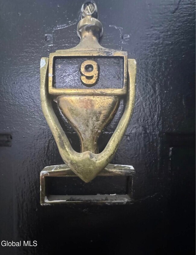 Building Photo - 612 Union St