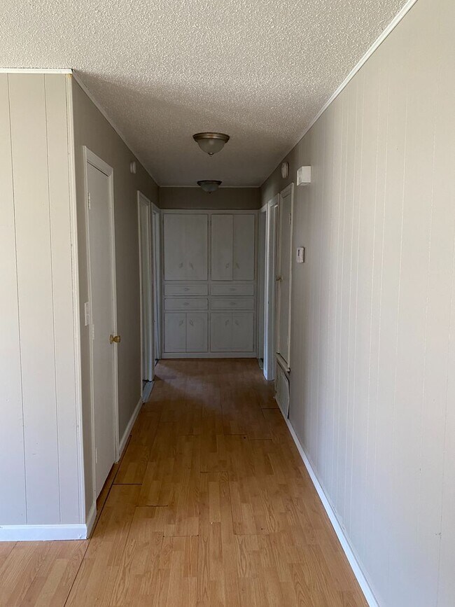 Building Photo - Charming, Updated 4-Bedroom Home Available!