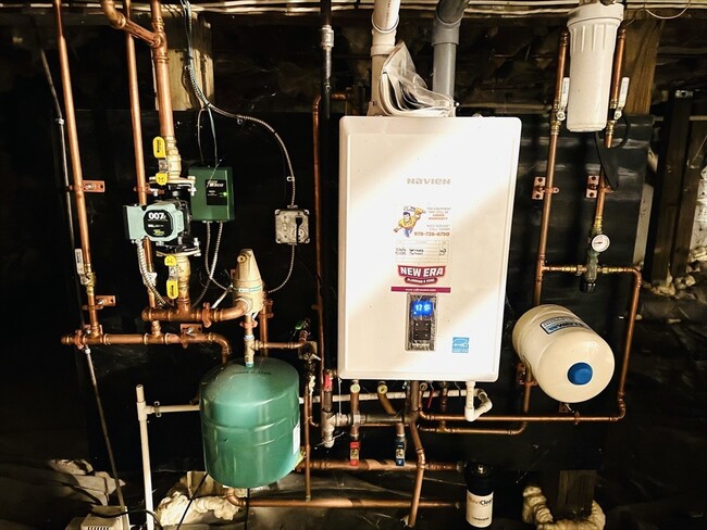 Building Photo - 712 Lawrence St