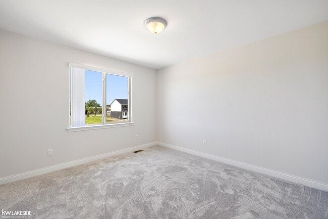 Building Photo - 23827 Shadow Woods Dr