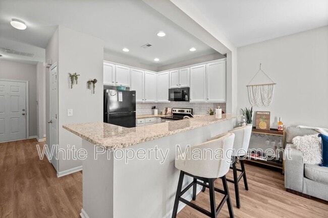 Building Photo - 11339 Dundarrach Ln