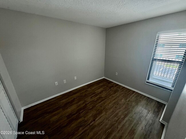 Building Photo - 420 Catamaran Dr