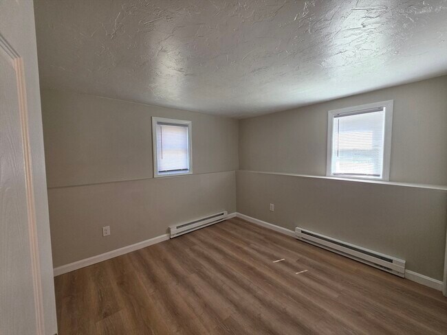 Building Photo - 2 Tideview Path