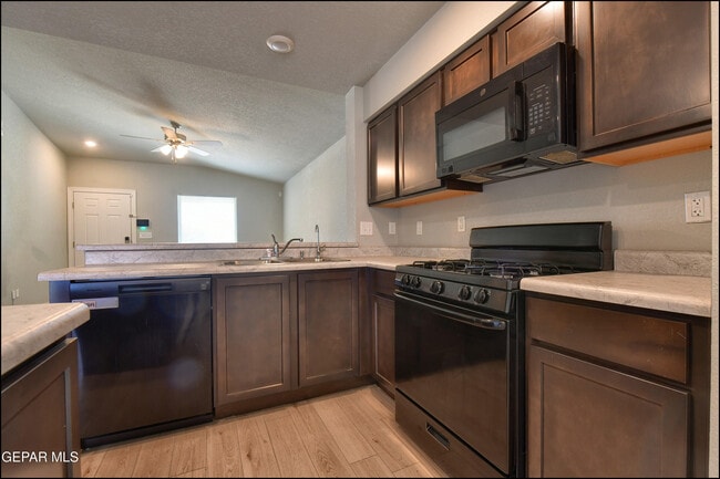 Building Photo - 14557 Faxon Yucca