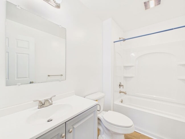 Building Photo - 1099 2nd St