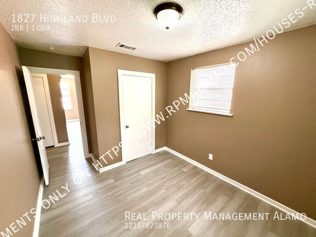 Building Photo - 1827 E Highland Blvd