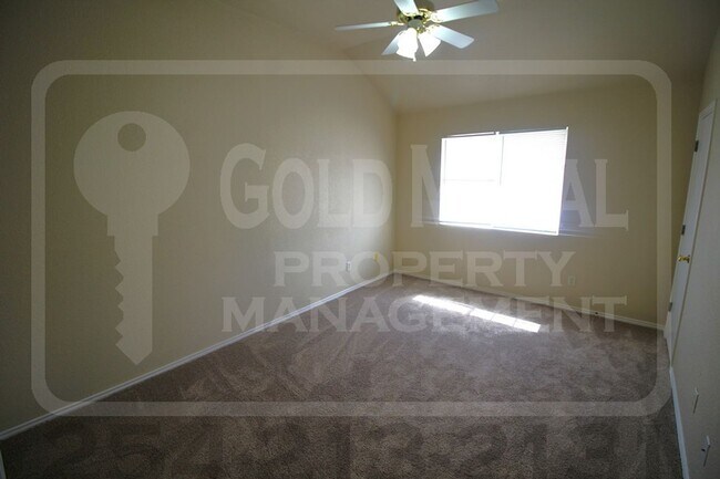 Building Photo - 4509 Deek Dr
