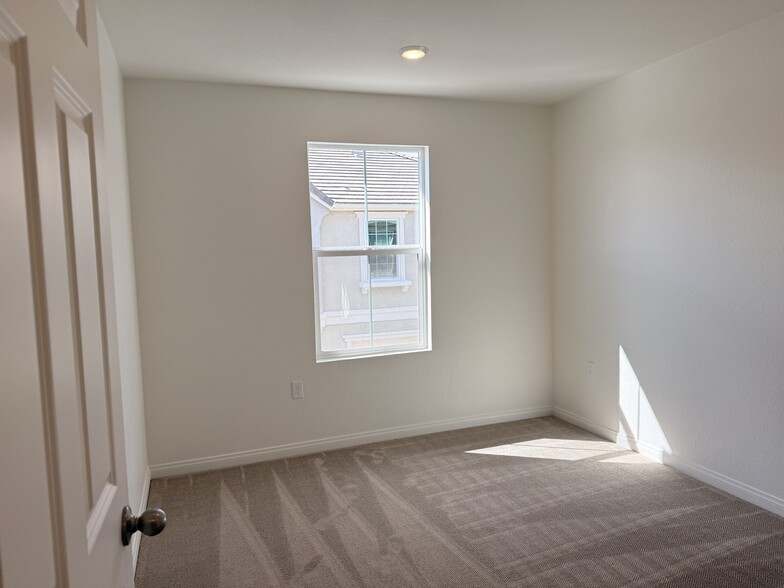 3rd Bedroom - 4249 E Rincon St