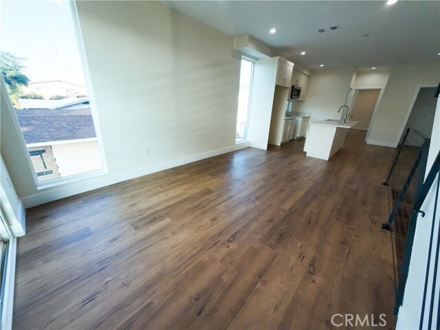 Building Photo - 6628 Camellia Ave