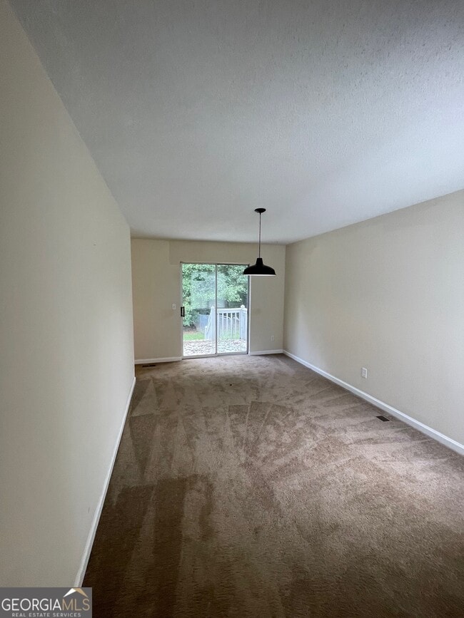 Building Photo - 81 Abbotsford Dr
