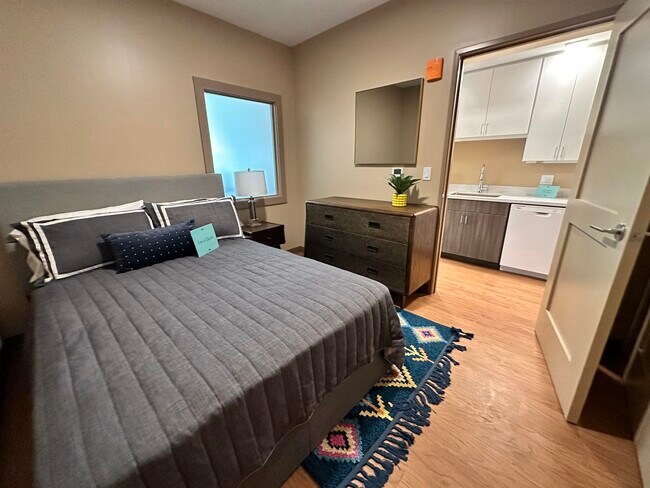 Building Photo - 83 Hanover St