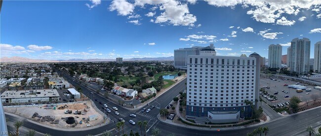 Building Photo - 322 E Karen Ave