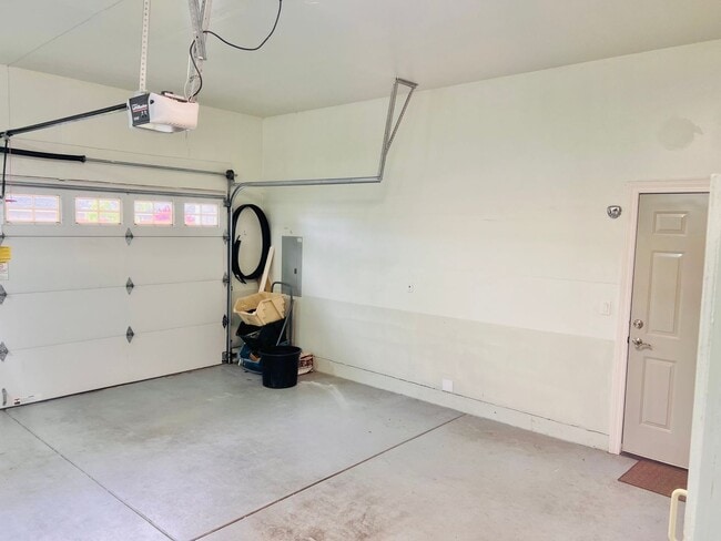 Building Photo - Lovely Rambler In the Coveted Jubilee 55+ Community! Nestled in Camano Neighborhood