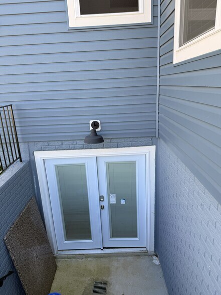 Building Photo - 2907 Bridgewater Dr