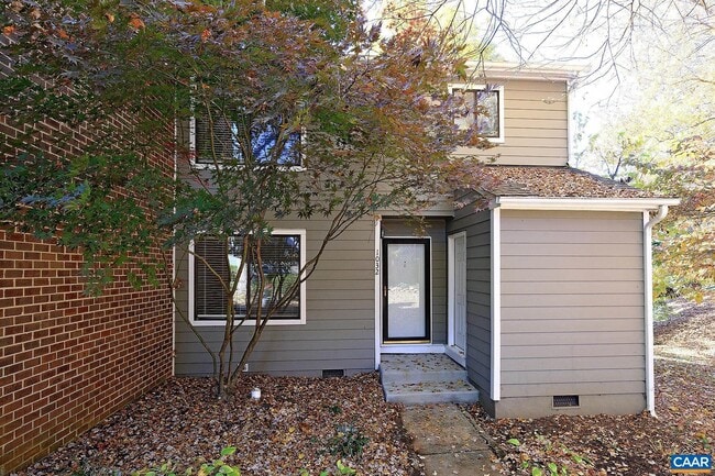 Building Photo - 1032 Cheshire Ct