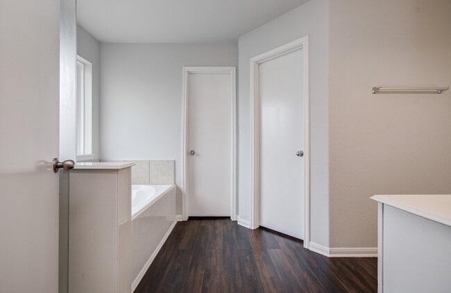 Building Photo - 2015 Upland Plover Ct