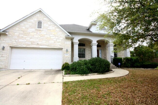 Building Photo - 10205 Medinah Greens Dr