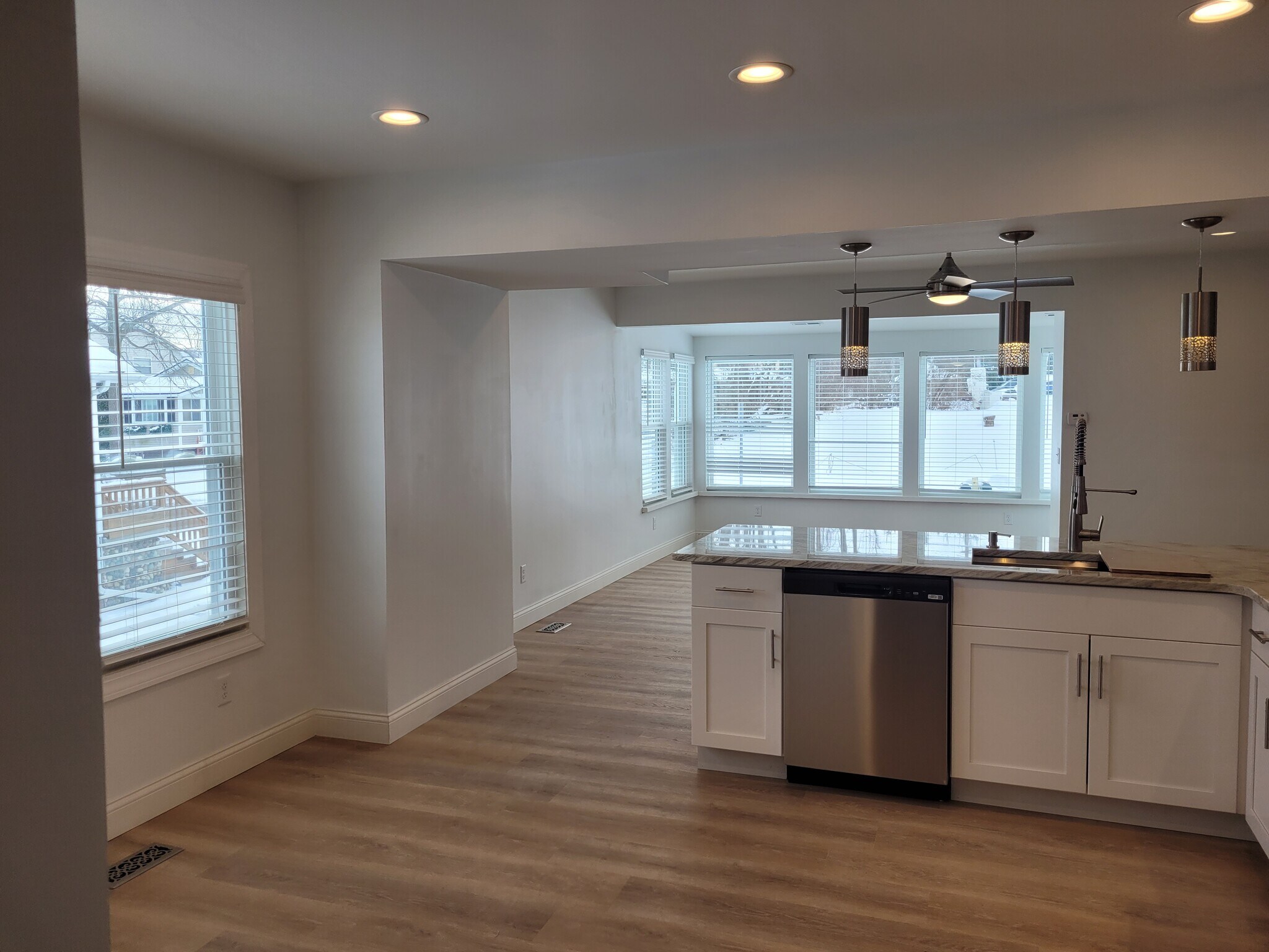 Building Photo - 3082 Norcott Dr