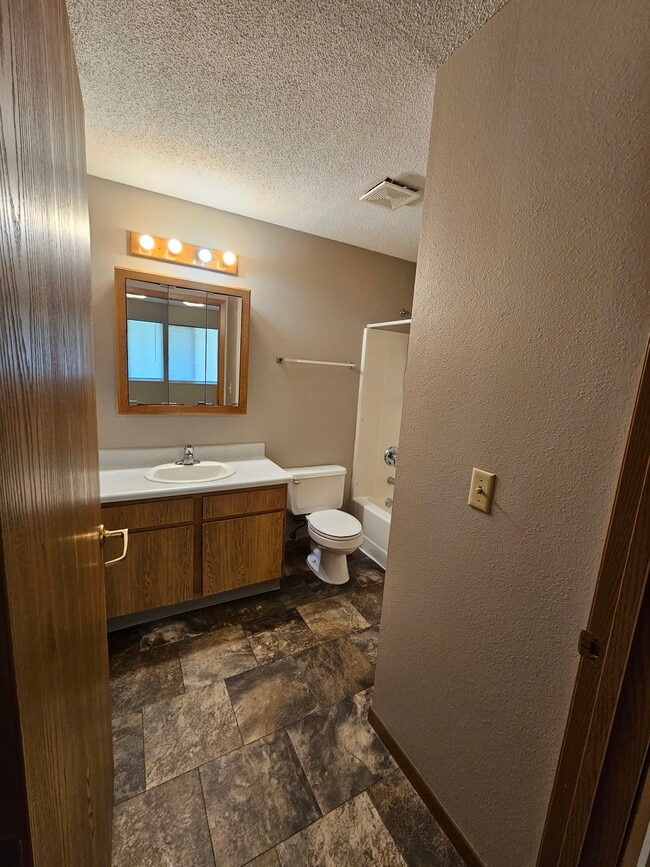 Building Photo - 8th & 8th Apartments